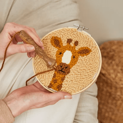 giraffe punch needle